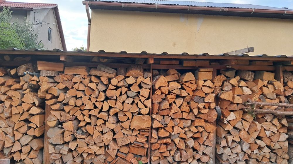 Drewno opałowe kominkowe mieszane