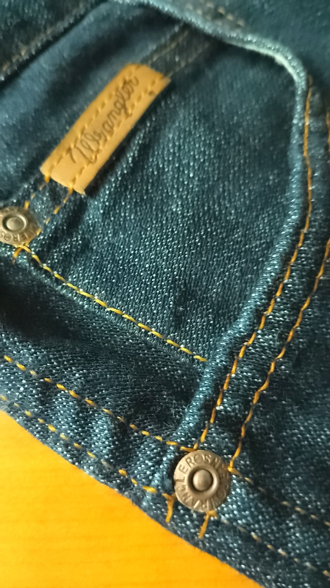 Джинсы Wrangler  оригінал W 29