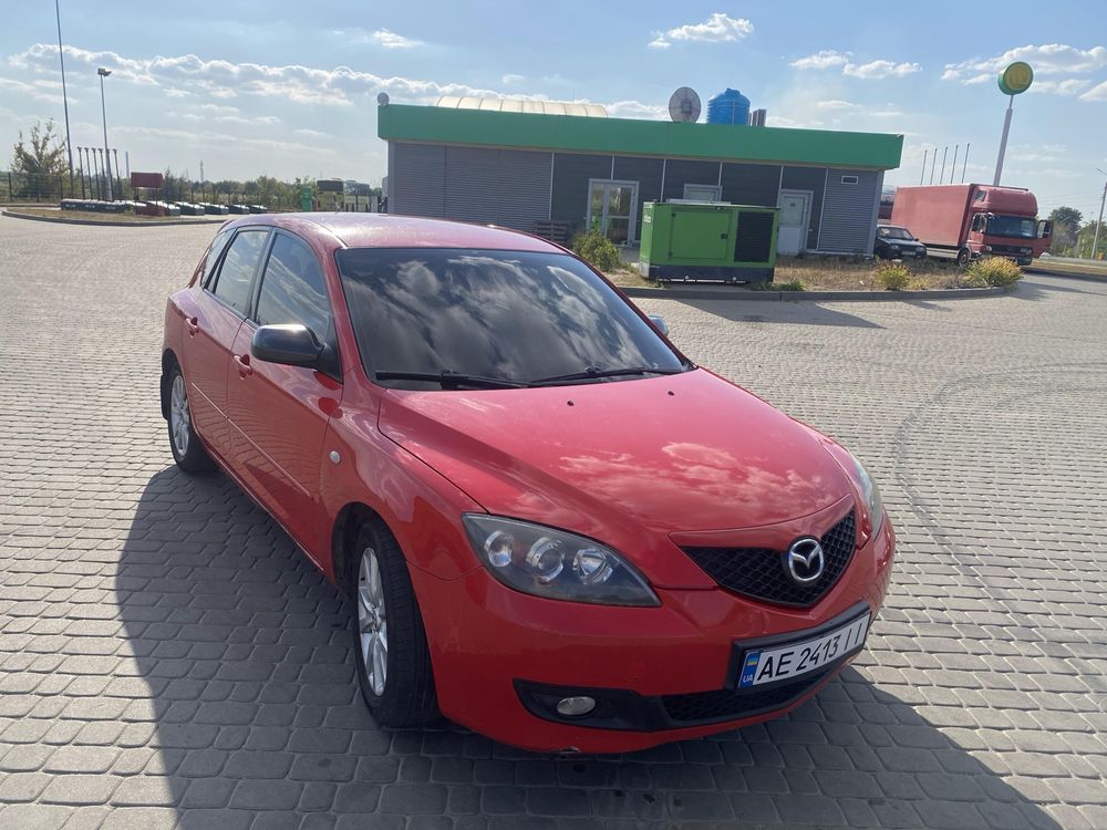 Продам Mazda 3