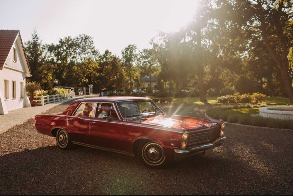 Pontiac Tempest 6 osób Amerykański klasyk do ślubu auto samochód ślub