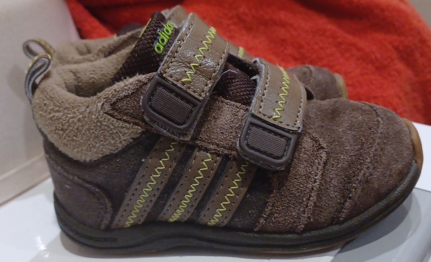 Buty adidas na rzepy 24