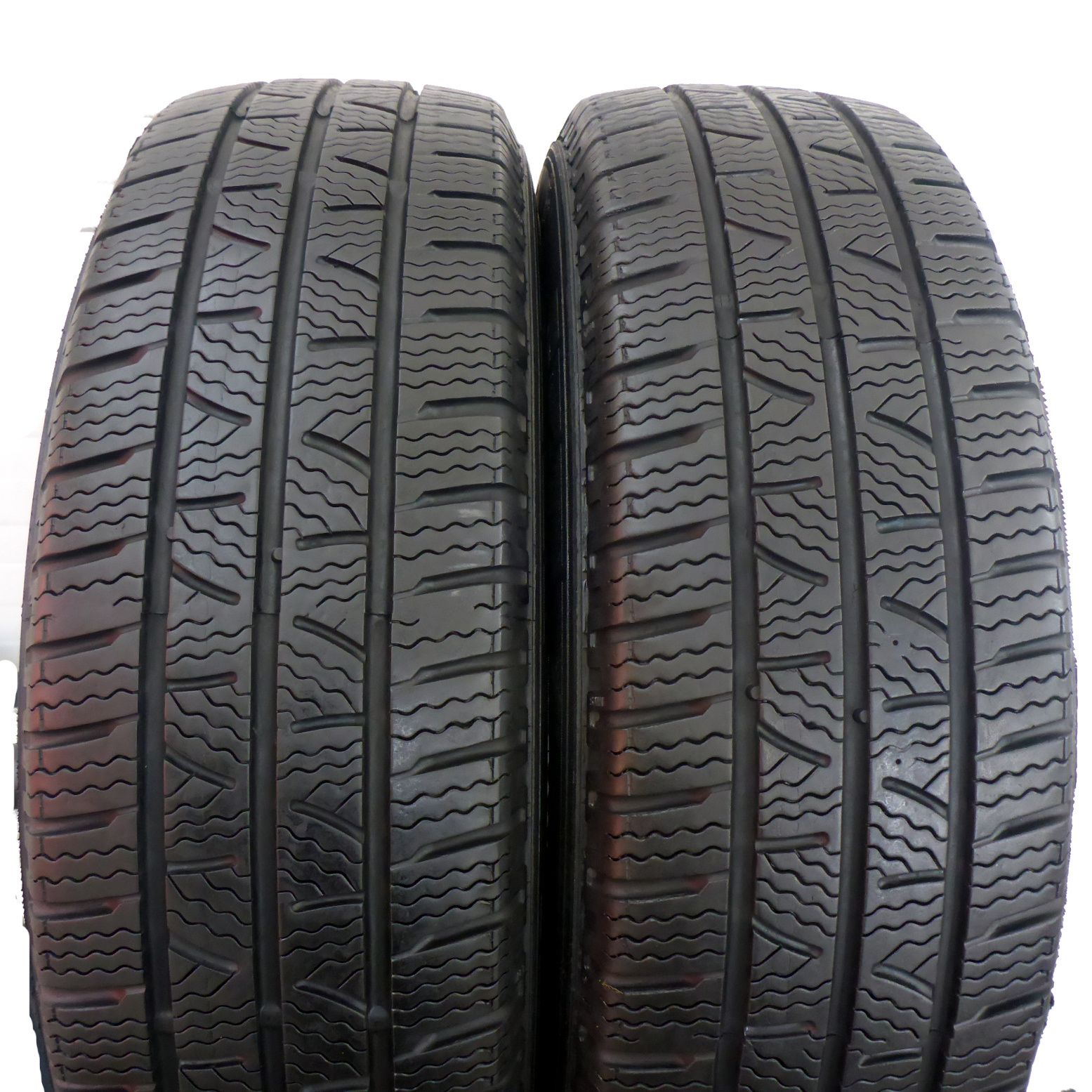 175/70/14C Pirelli 175/70R14C 95/93T CarrierWinter Zima 2015 5.2-5.8mm