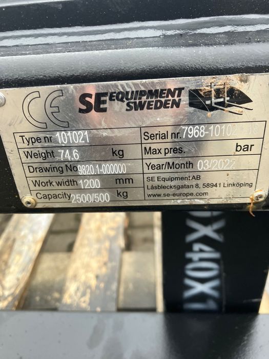 Widły do ładowarki Cat 906 Volvo L30 JCB