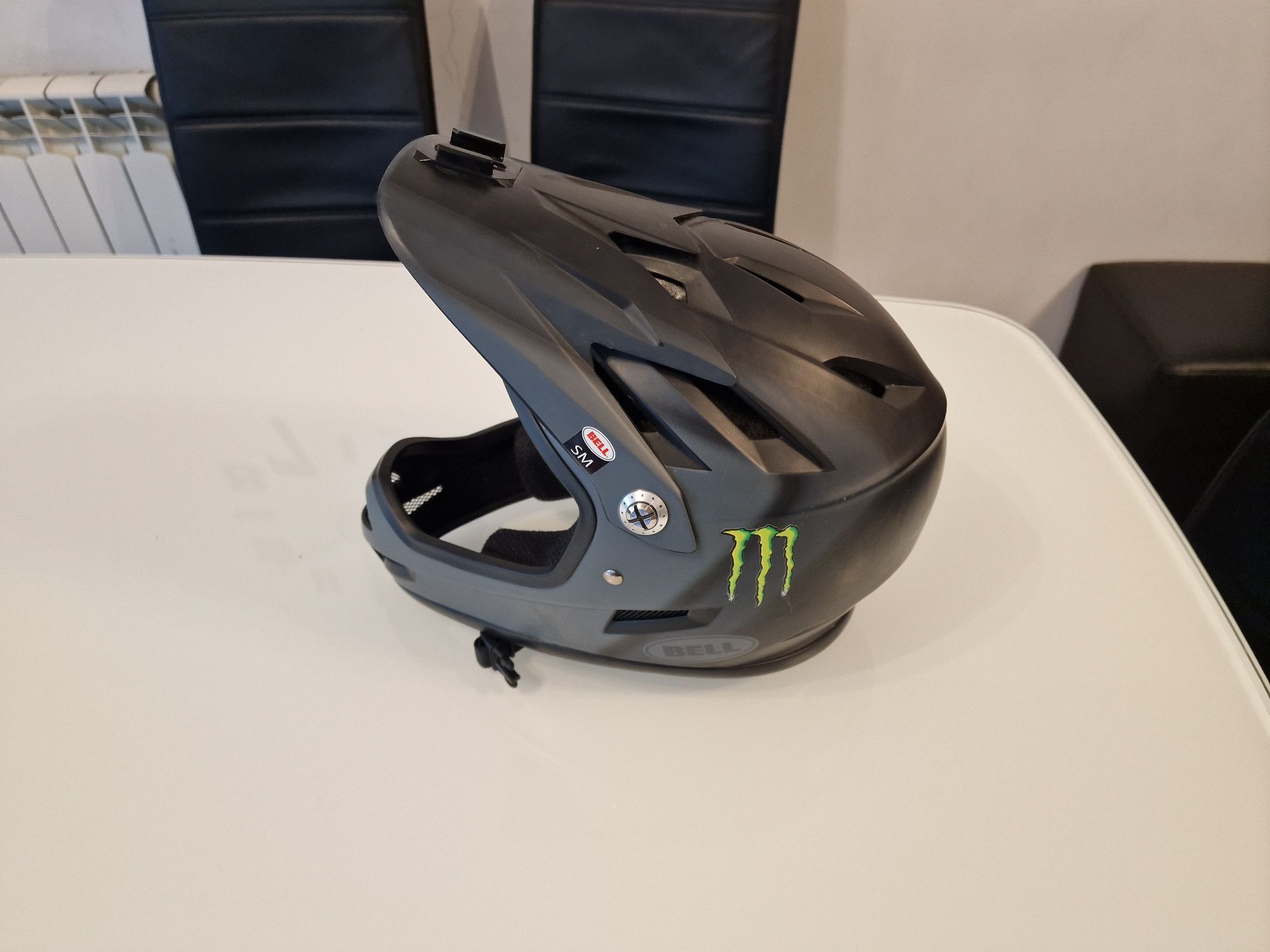 FULL FACE Bell Sanction SM 52-54 cm autograf Dawida Godźka