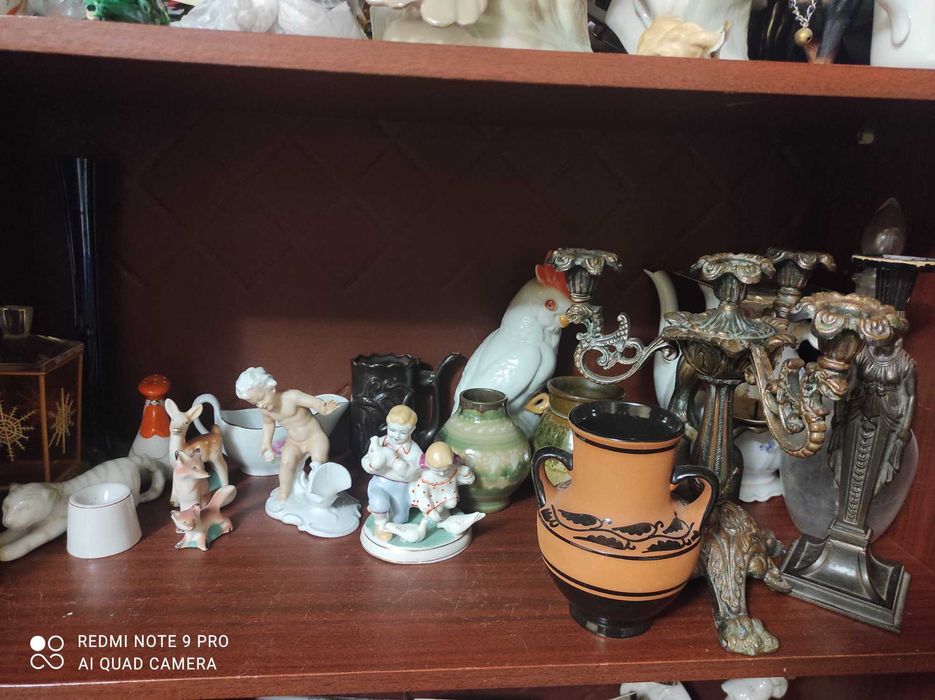 Статуэтки ссср Дети кормят голубей , Путти и др.