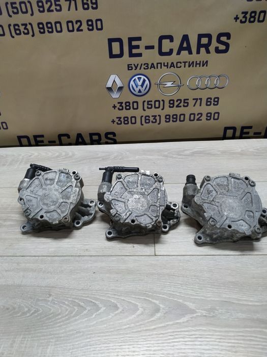 Вакуумний насос 2.0tdi 03l145100 passat golf tiguan touran caddy audi