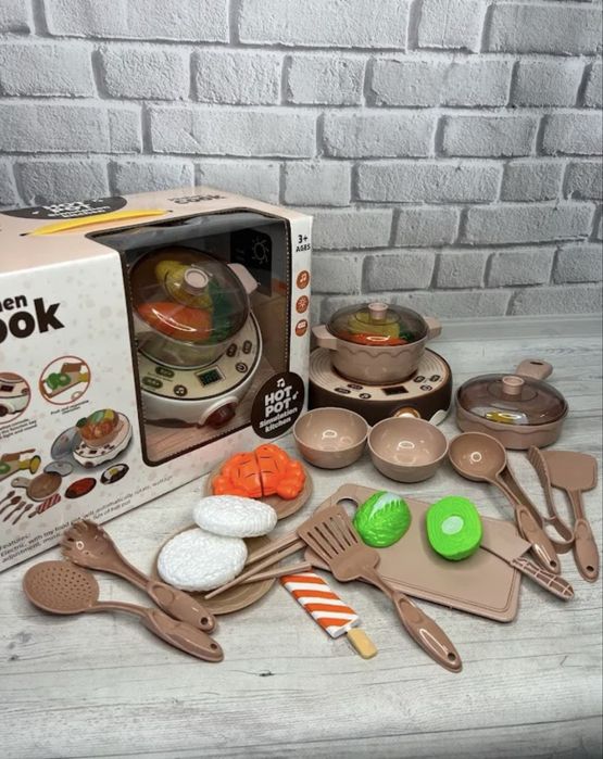 Дитяча плита (продукти на липучках, посуд, обертання, підсвічування)