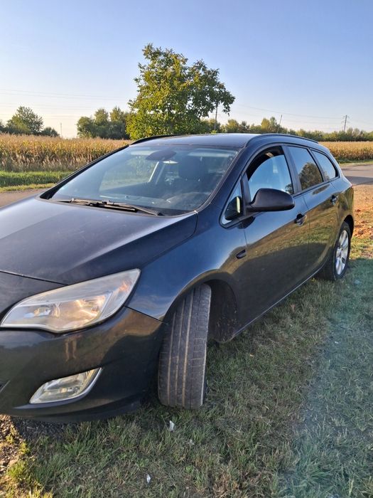 Опель Астра J 1,7 crdi
