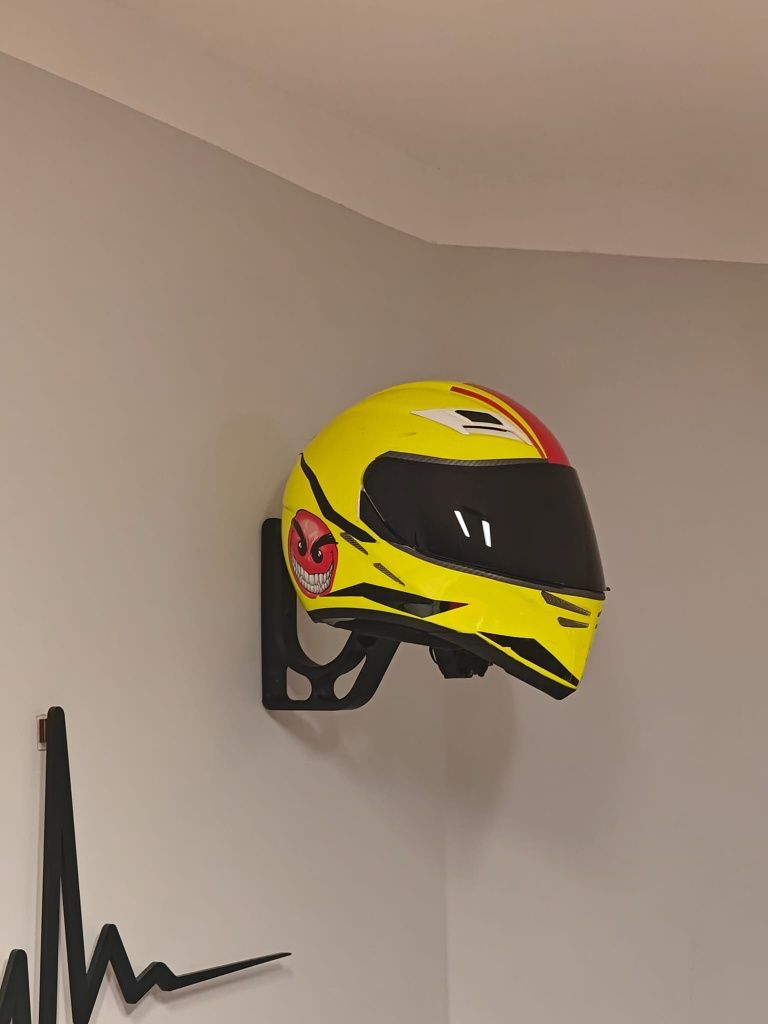 Wieszak 3D na kask i strój  motocyklowy