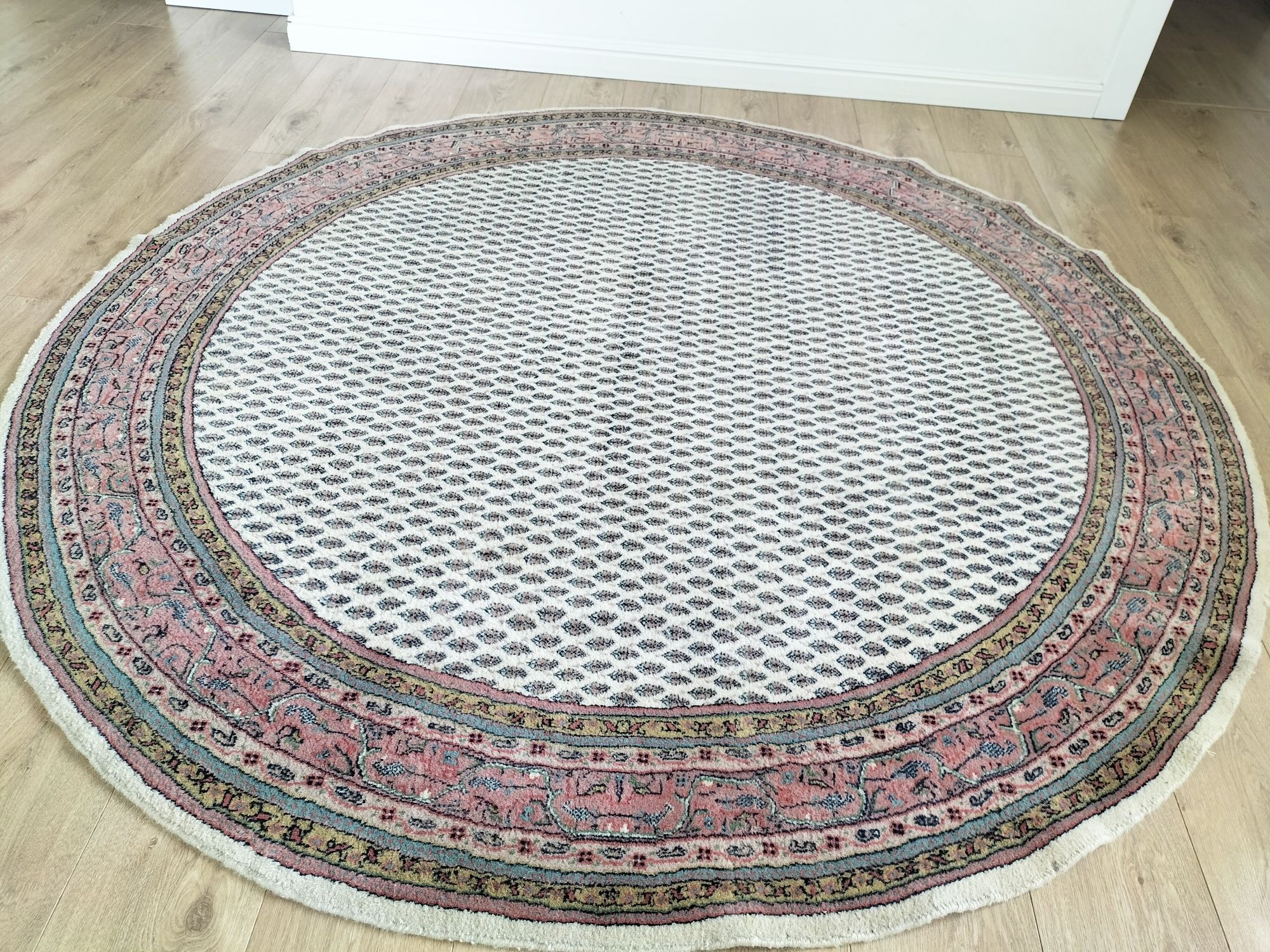 Piękny Indyjski ręcznie tkany okrągły dywan IndoMir średnica 200cm