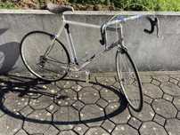 Bicicleta mondia de estrada