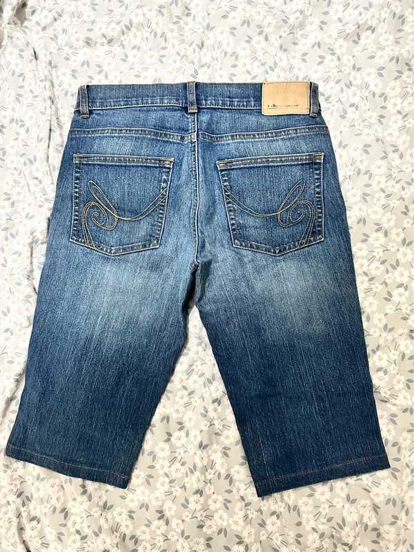 Klasyczne jeansowe spodenki 3/4