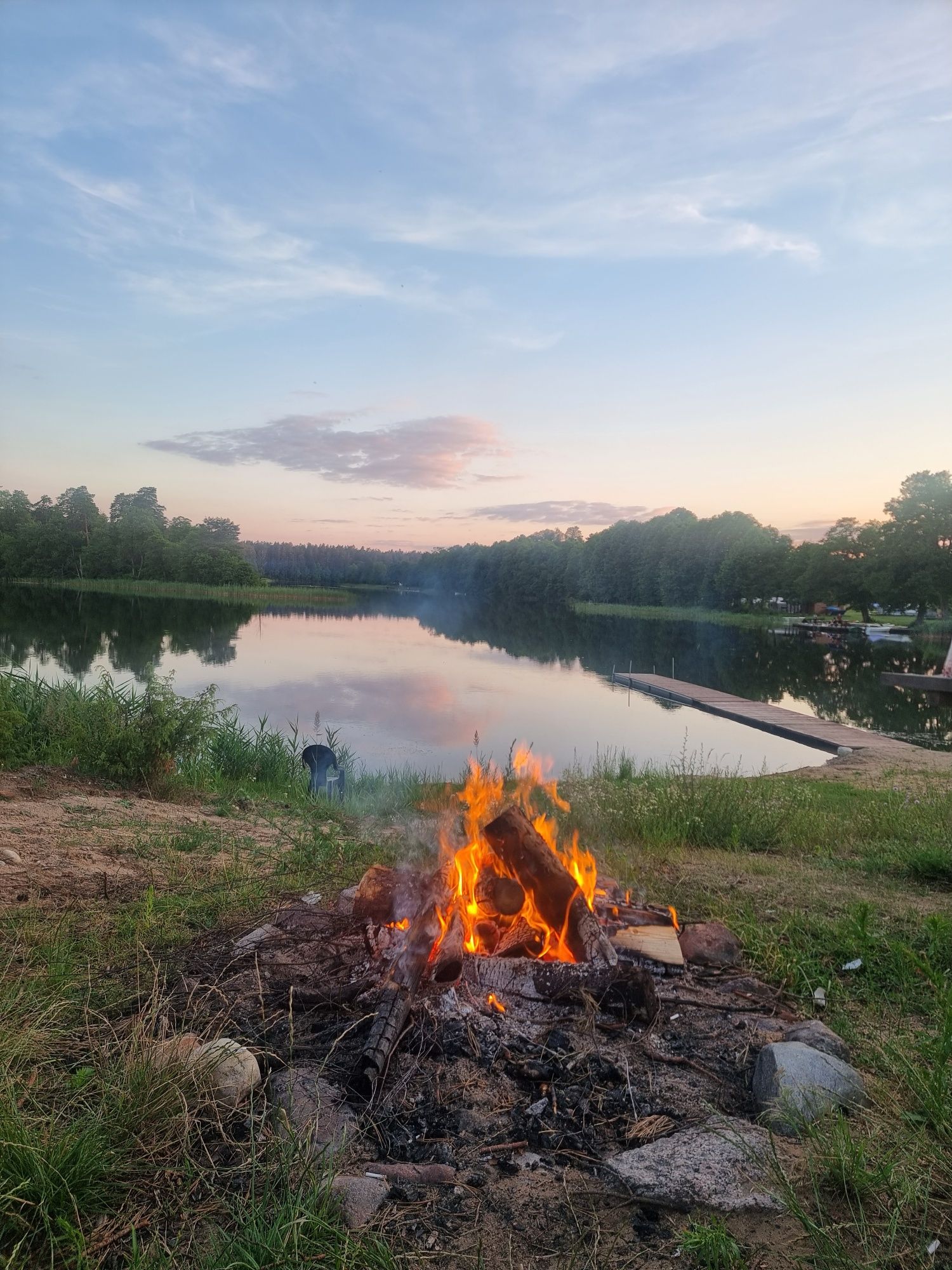 Wolne pokoje nad jeziorem.