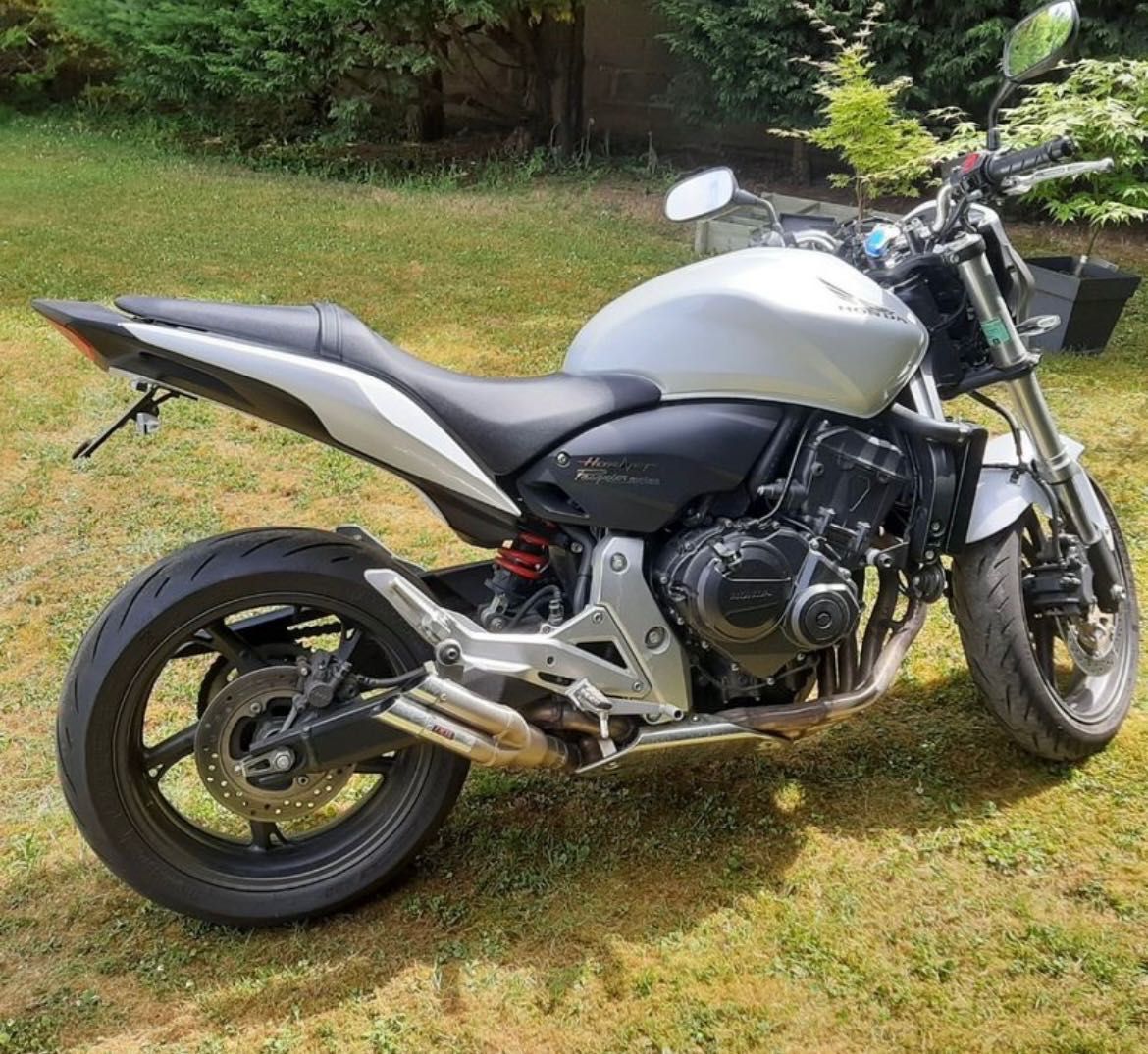 Honda hornet cb600f