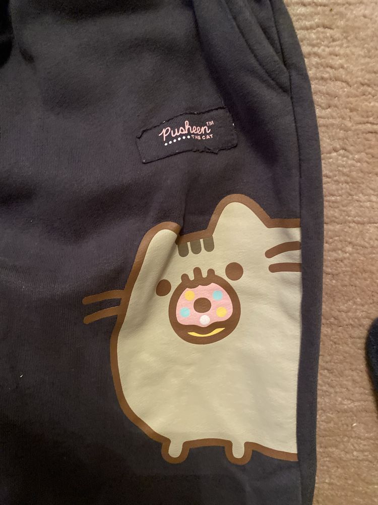 Pusheen spodnie szerokie dresowe oryginalne rozm.152