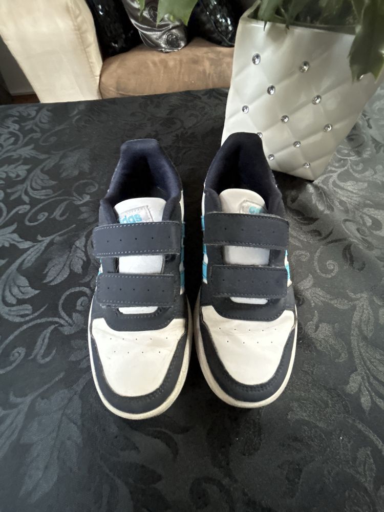 Buty Adidas rozmiar 33 1/2