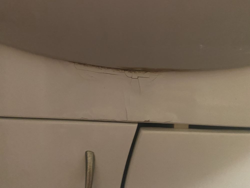 Дзеркало під умивальник з тумбою