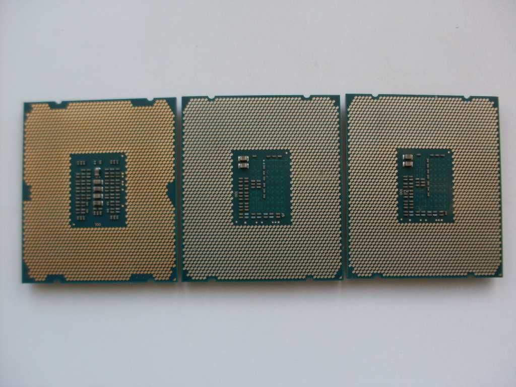 Процессоры Xeon E5-2620v2(LGA2011,s2011) и Xeon E5-2637v3(LGA2011-3).