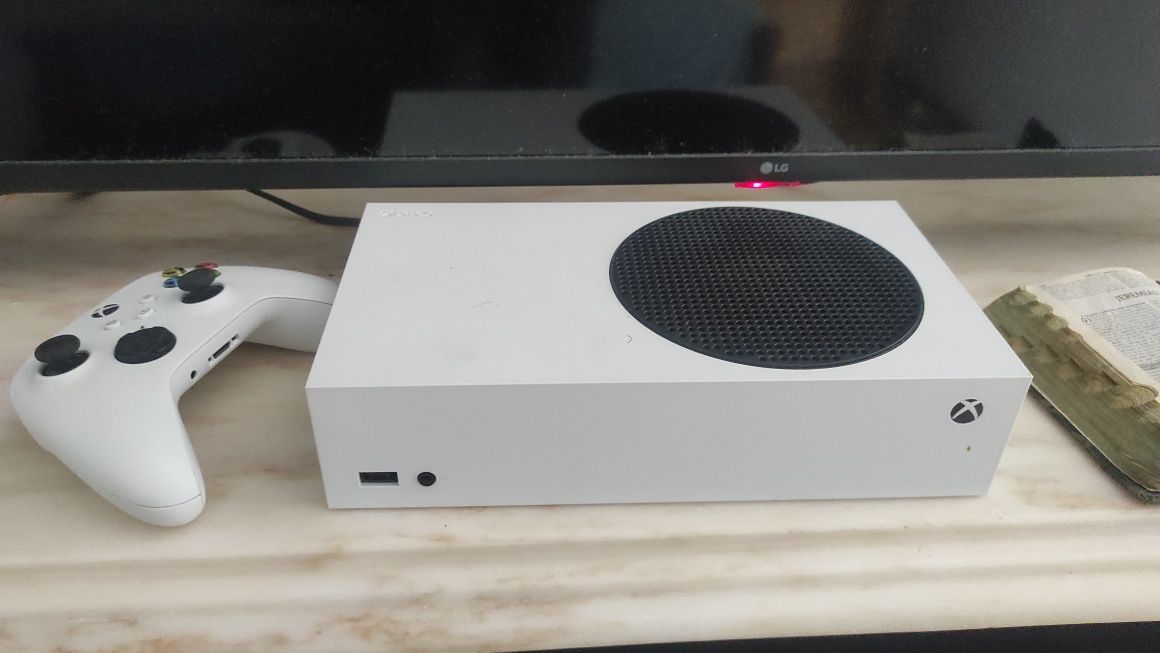 Xbox serie S praticamente novo