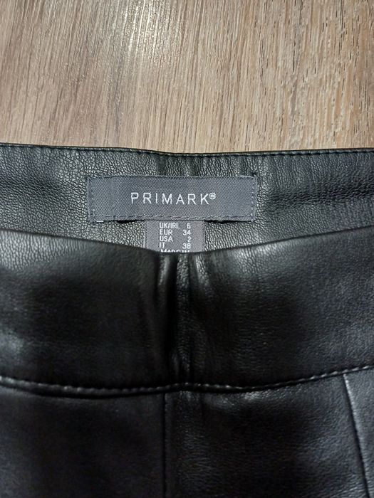 Шкіряна спідниця шорти