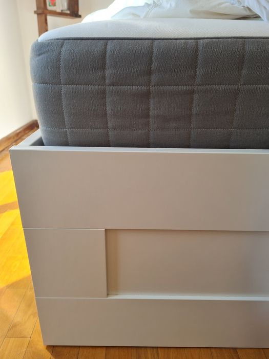 Cama de casal IKEA BRIMNES com colchão