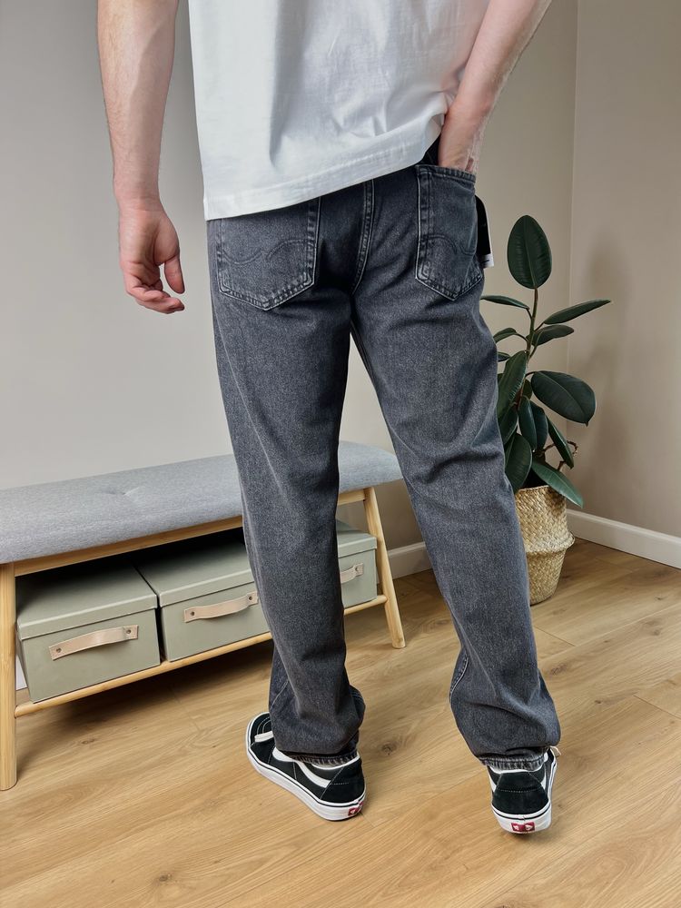 Оригінал ! Чоловічі Джинси  JACK&JONES Relaxed Straight !
