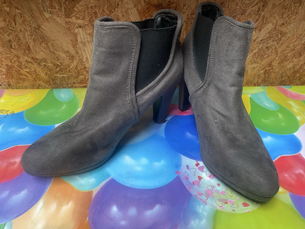 Botins como novos n.39