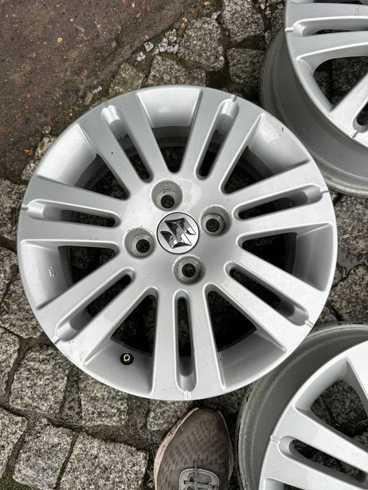 Felgi Aluminiowe 15 Suzuki Splash Agila 4x100 ET50 Alufelgi