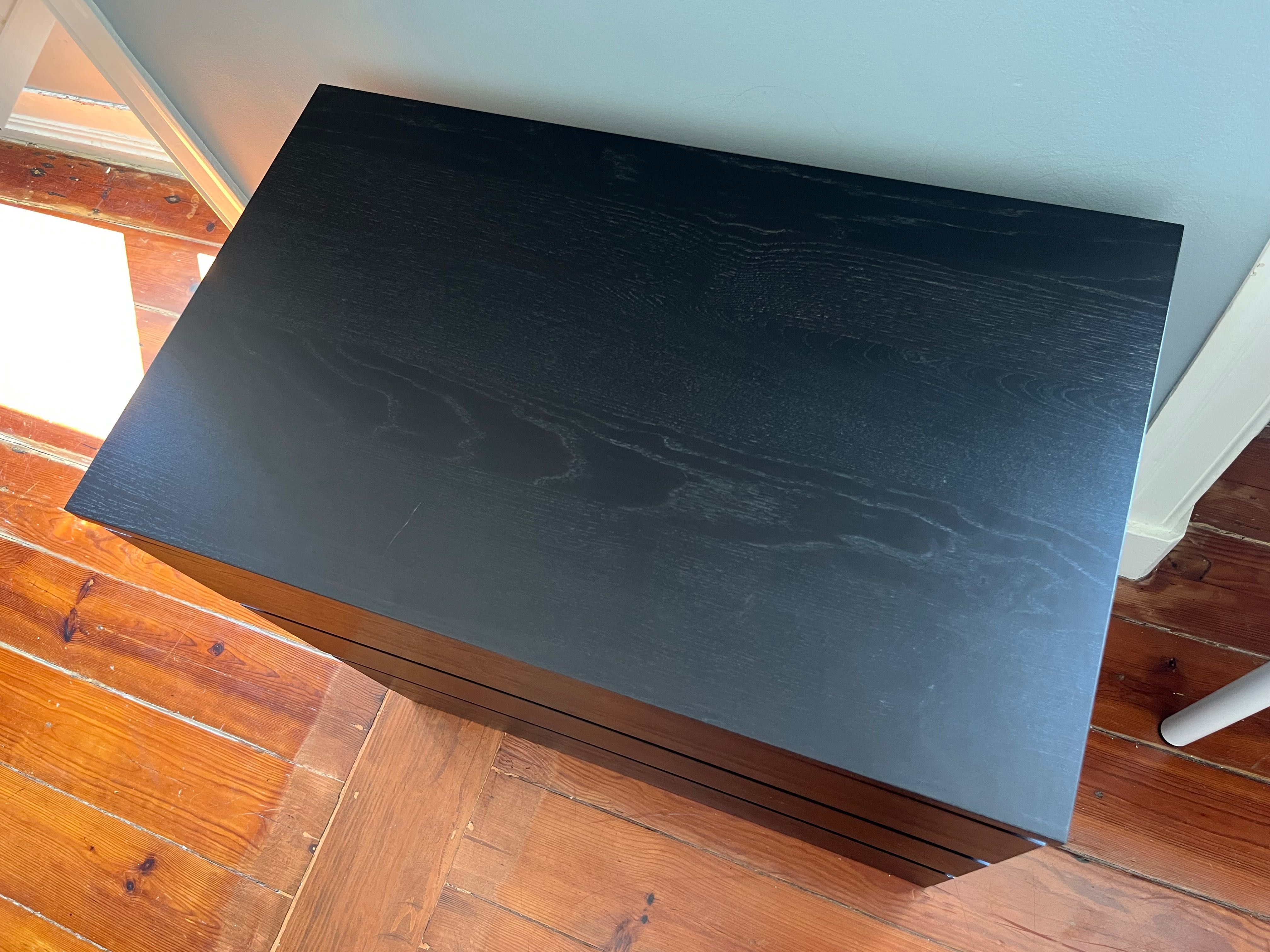 Cómoda MALM castanho escuro (ikea)