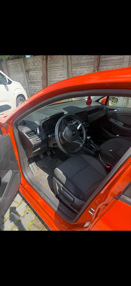 Renault clio v 2022r salon PL gwarancja producenta