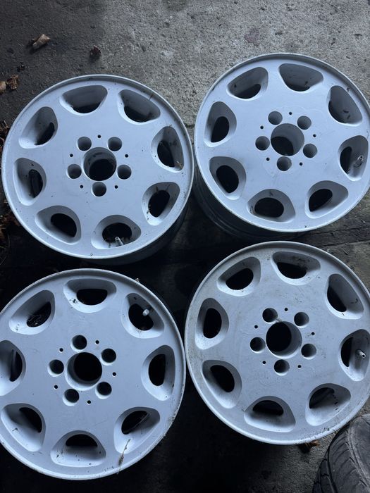 Felgi 15 cali mercedes w124 w201 podkladzie przygotowane do lakieru