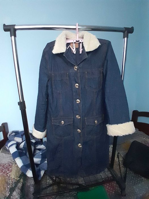 Джинсове жіноче пальто