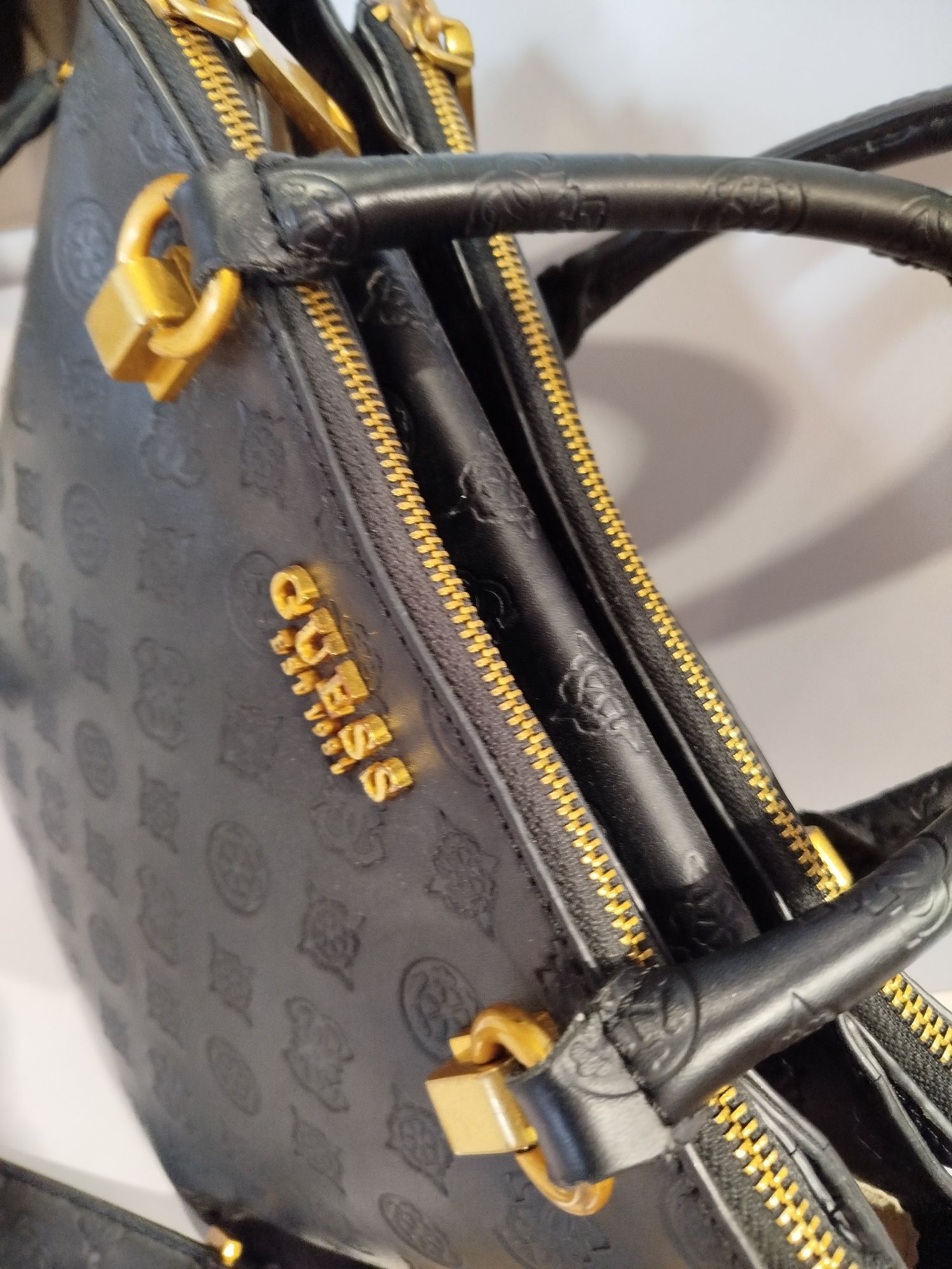 Torebka damska elegancka firmy GUESS