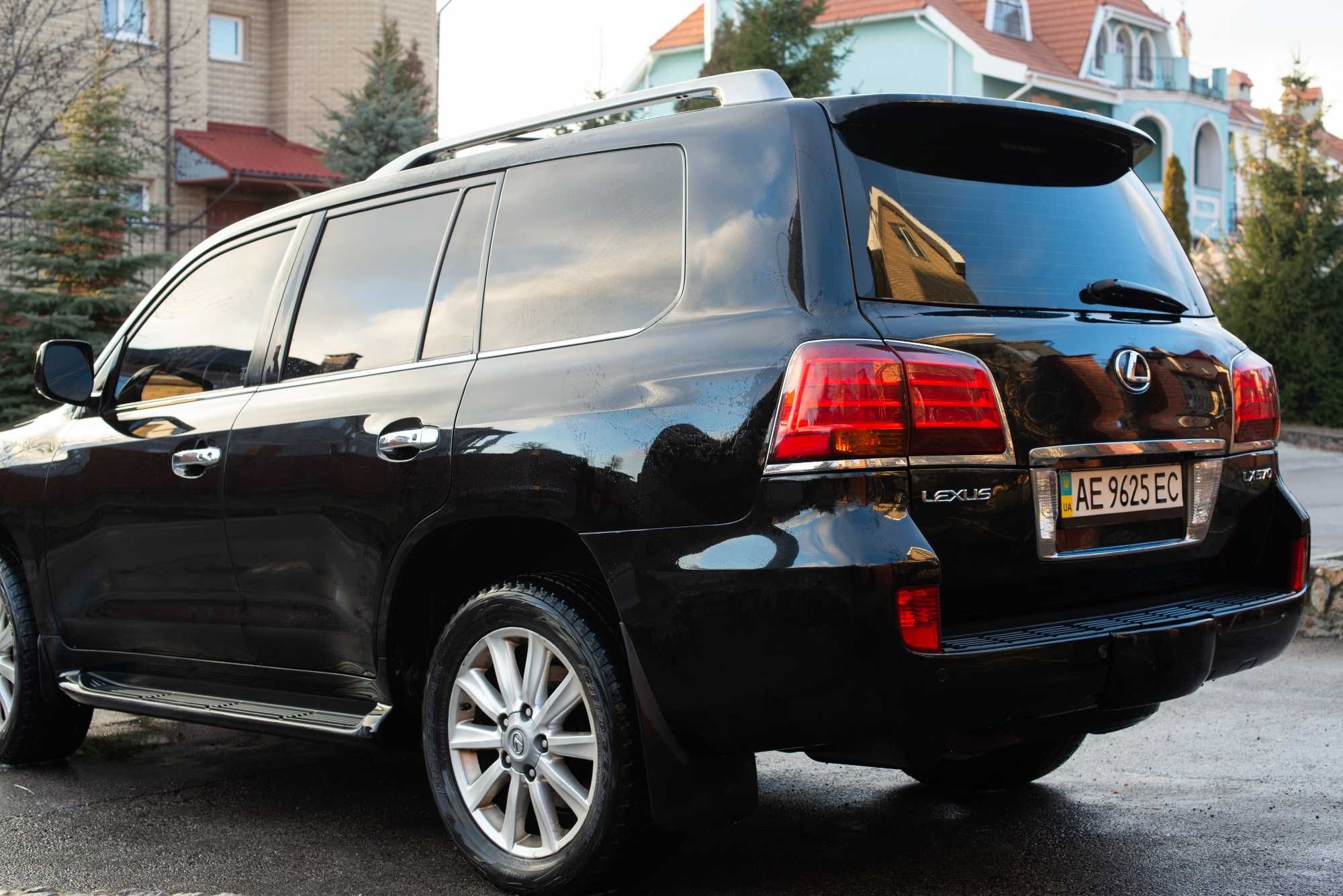 Lexus LX570 2008  идиальное состояние