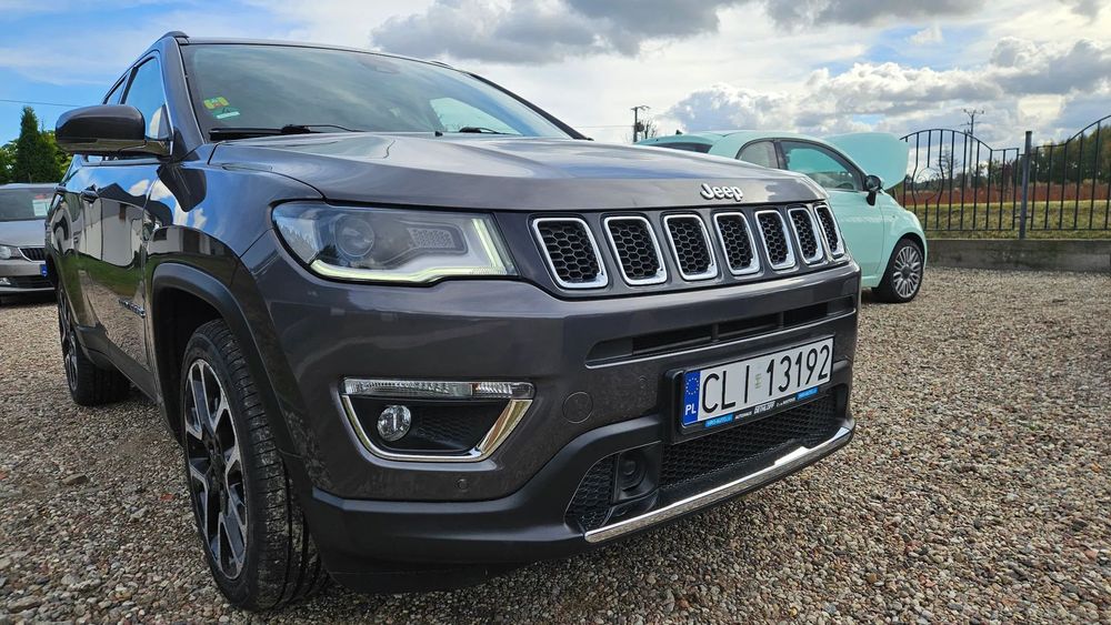 Jeep Compass 100% BEZWYPADKOWY tylko 79000km  *** DOBRZE WYPOSAŻONY ***