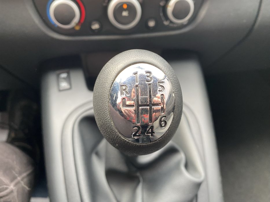 Renault Scenic 2 Rest