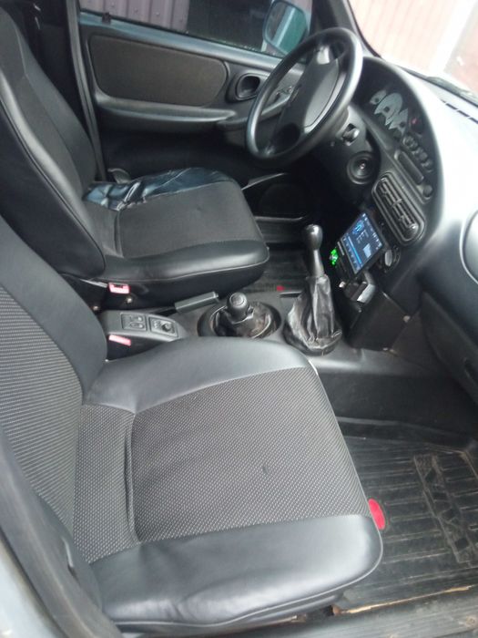 Нива Шевроле 2123