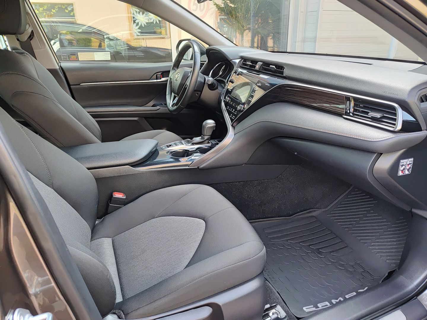 Toyota Camry 2.5 Hybrid Prestige + Navi