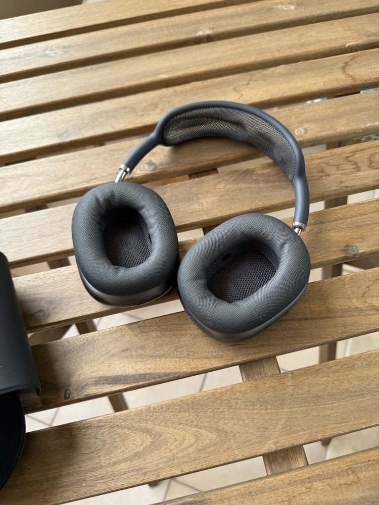 AirPods Max Cinza (Lightning) originais — com case sem acessórios