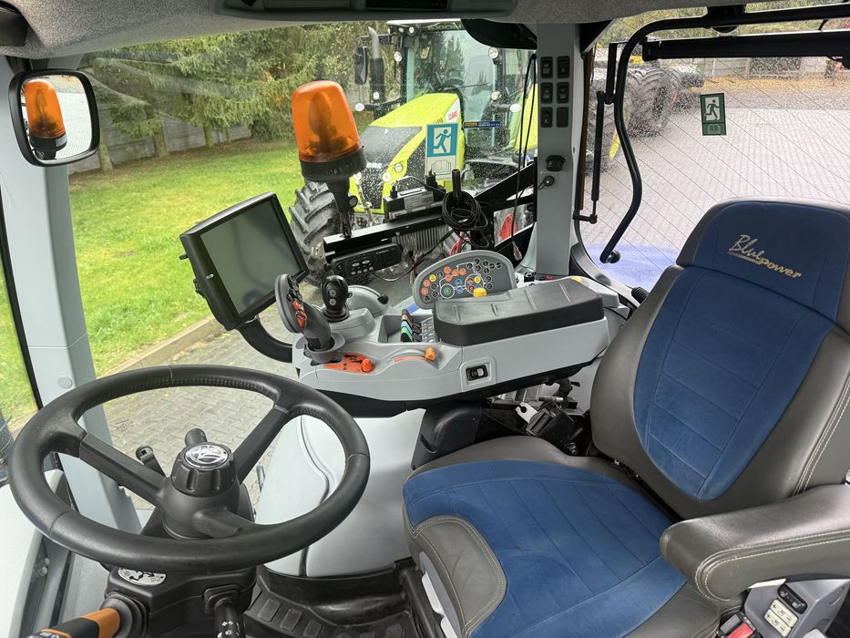 New Holland T7.315 Tuz wom i T7270 czy Puma 210, albo john deere