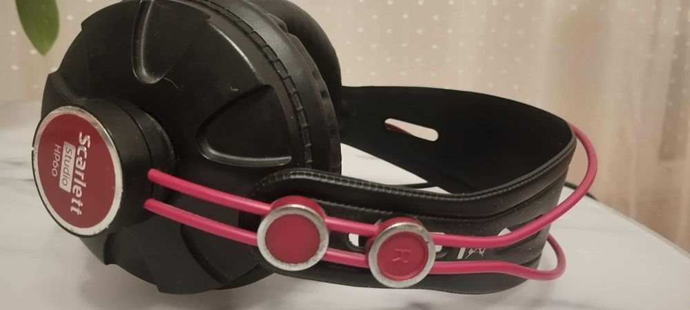 Zestaw Słuchawki Mikrofon Studyjny Scarlett Focusrite