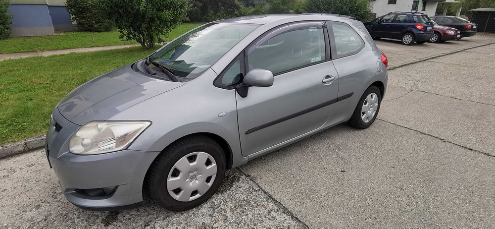 Toyota Auris 1.6 VVTi + Gas 134.000 km
