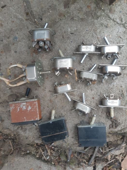 Переключатель     .