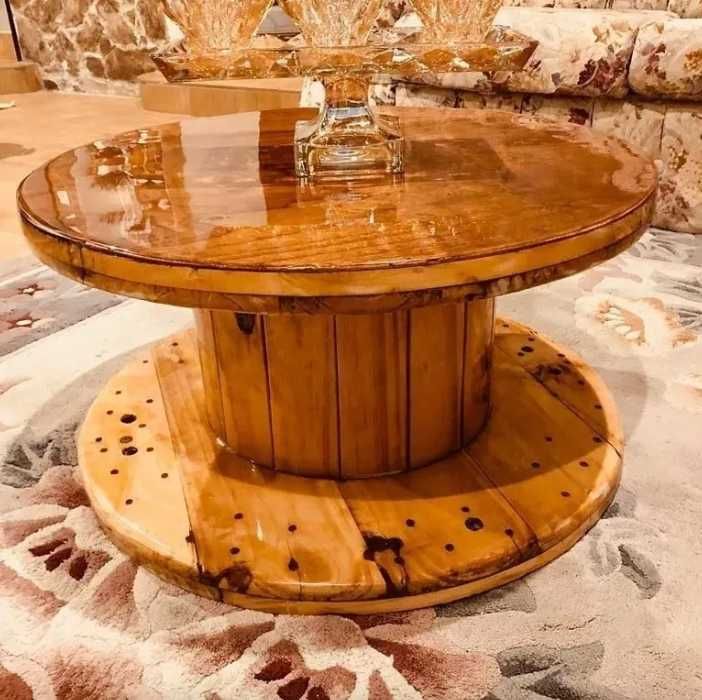 Mesas de Epoxy: Arte, Elegância e Exclusividade no Seu Espaço!