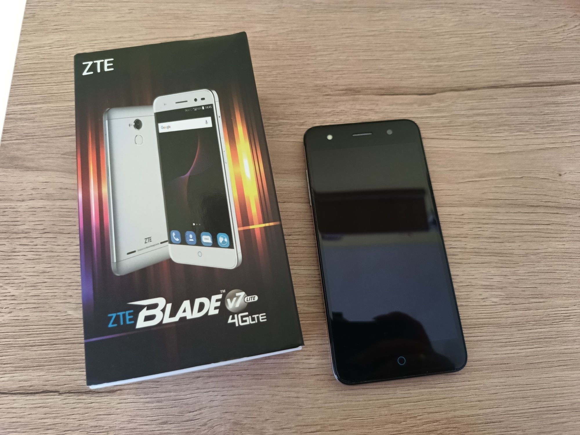 Telefon ZTE Blade V7 Lite