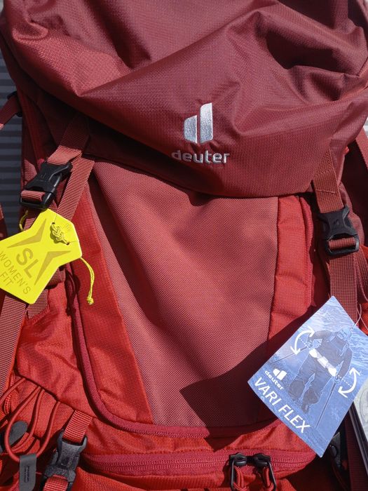 Plecak turystyczny trekkingowy w góry Deuter Futura Air Trek 45 + 10