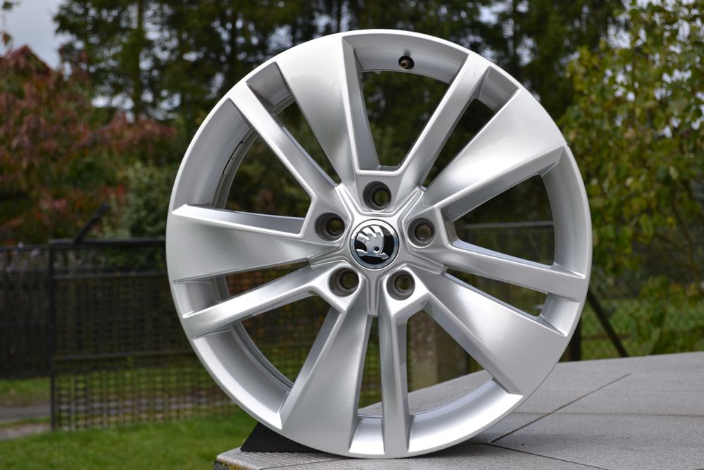 Alufelgi 5x112 Skoda 18 Cali Oryginalne stan bardzo dobry