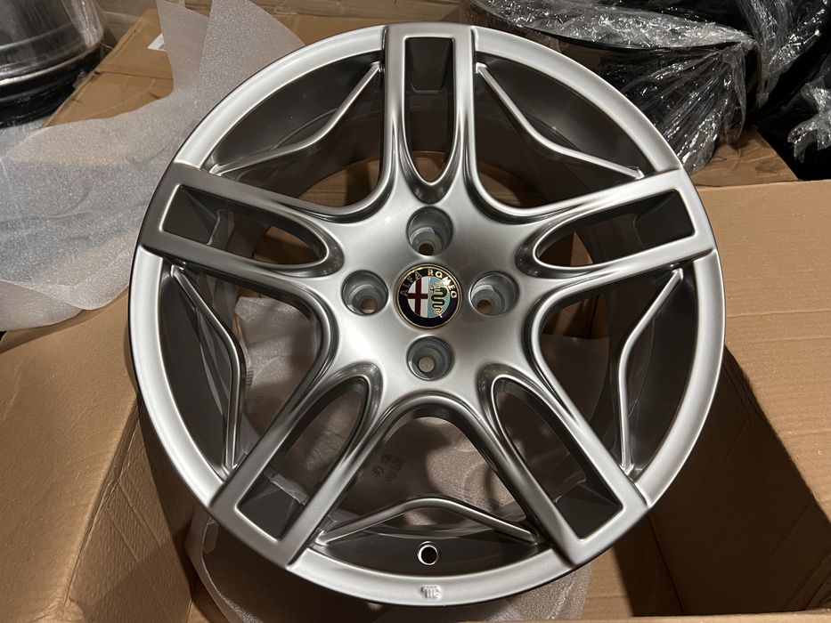 Диски R16 4 98 Alfa Romeo Fiat original 4x98