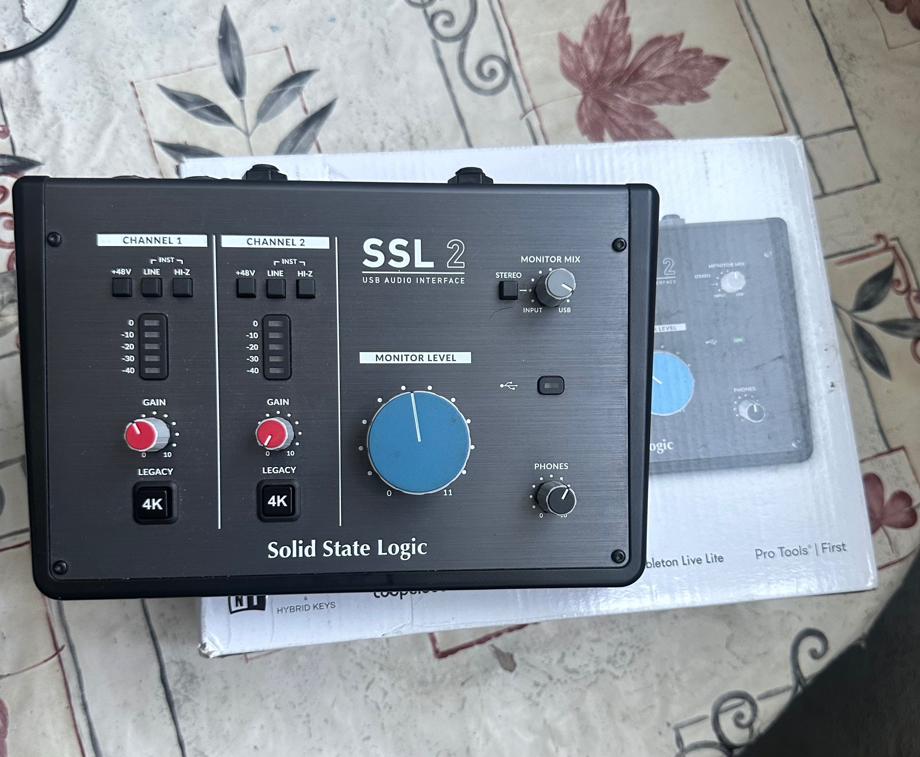 SSL 2 INTERFACE Placa de som