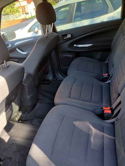 Ford Galaxy 7 osobowych 1.6 benzyzna